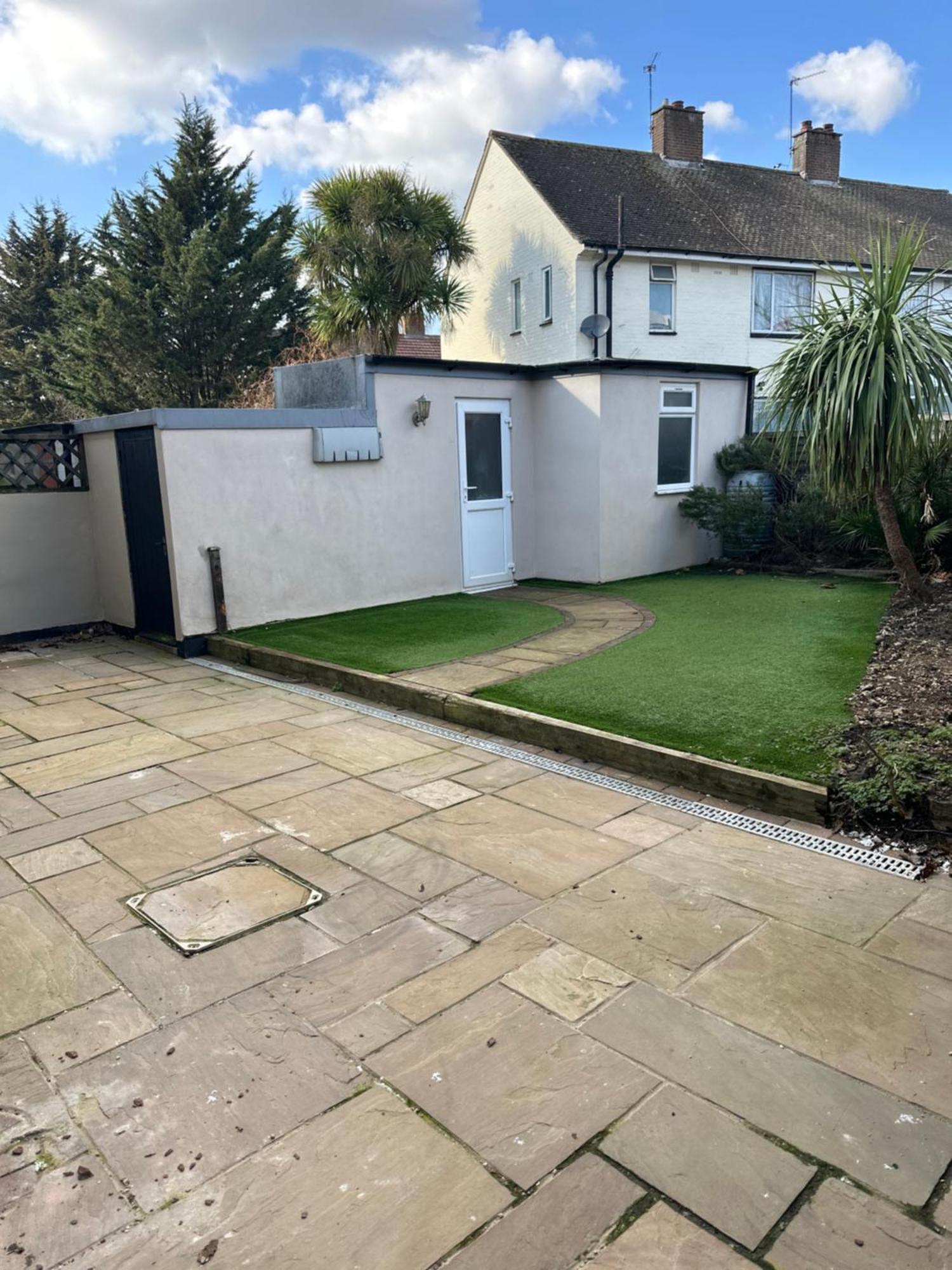 Cosy Ensuite Double Room, Near Heathrow Airport Northolt  Экстерьер фото