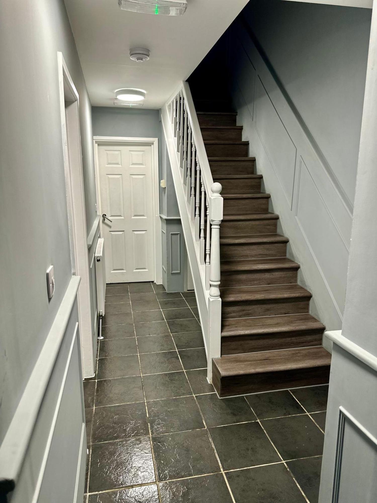 Cosy Ensuite Double Room, Near Heathrow Airport Northolt  Экстерьер фото